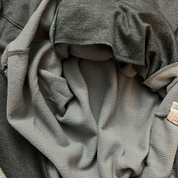 Under Armour Semi- Fitted Gold Gear Storm Sweatshirt - Picture 5 of 5